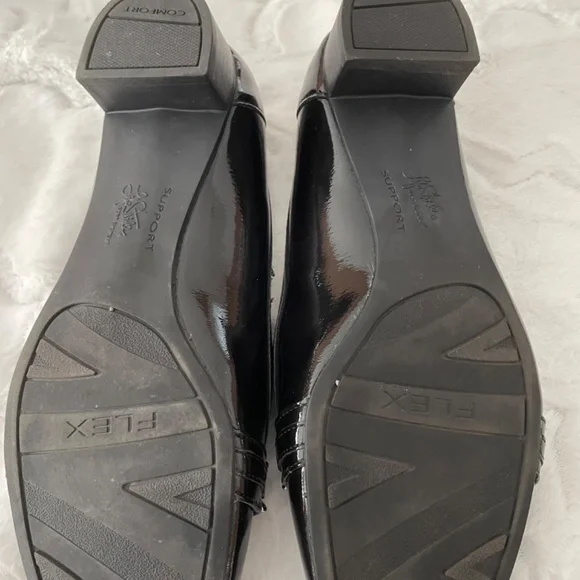 LifeStride - Soft System Active Arch Loafers - 10 - Picture 5 of 5